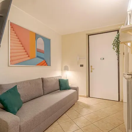 Guesthost - Barbaroux Chic & Flat *